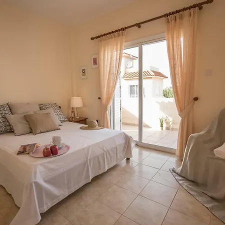 فيلة Ayia Triada Beach View
